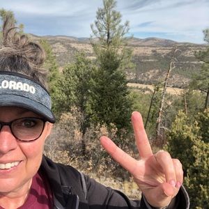 Meet your Posher, Dee